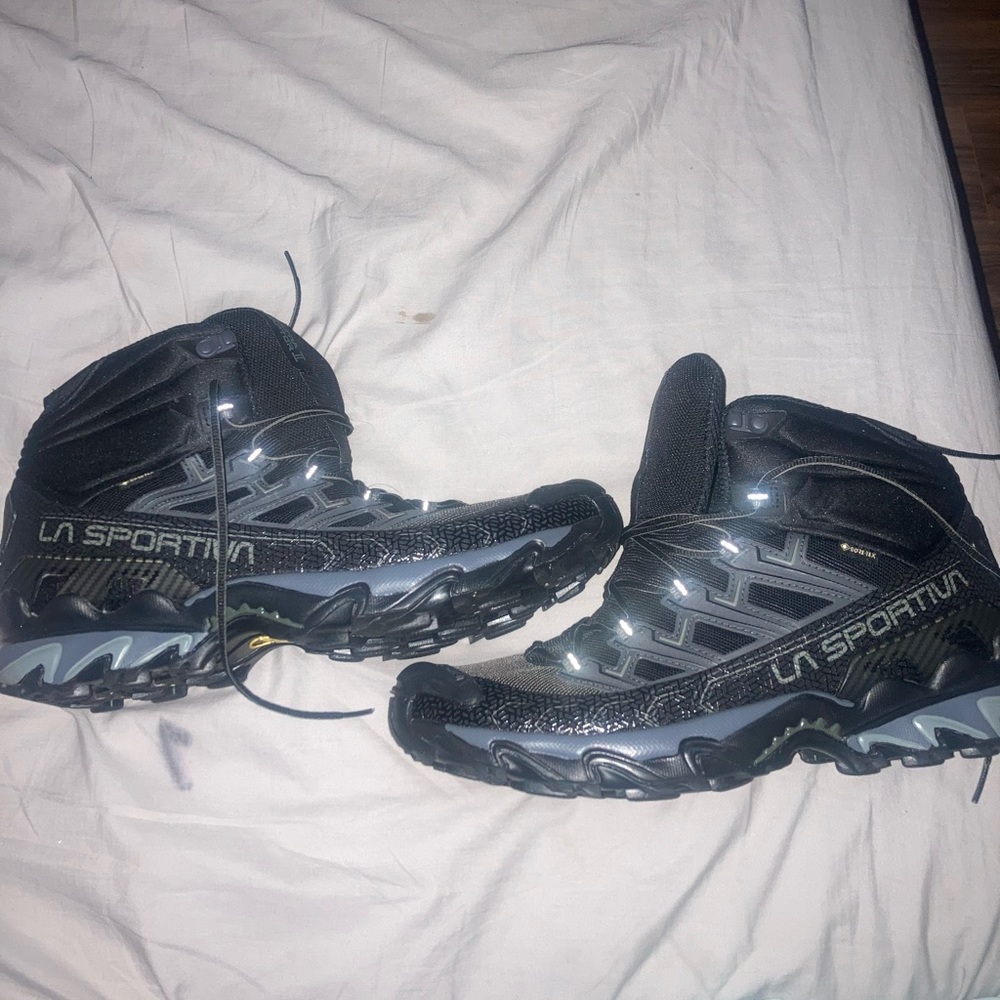 LA SPORTIVA BOOTS